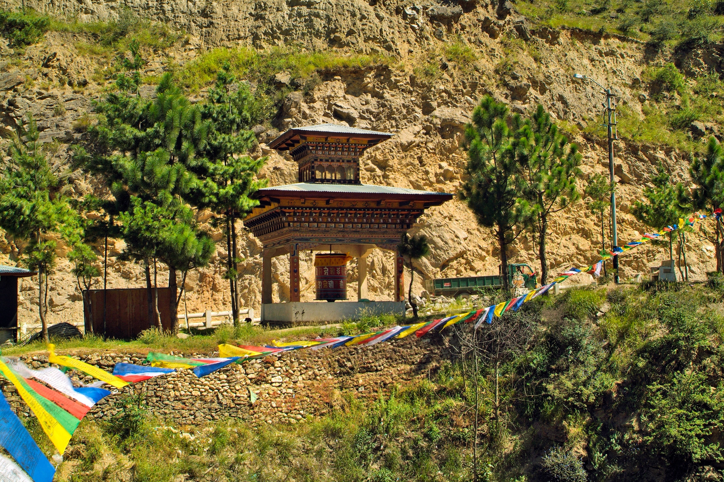 Thimpu[1].webp